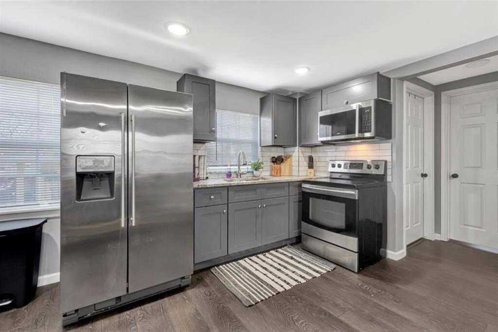 Super Cozy 2 Bedroom With Fast Wifi And Queen Bed Close To Downtown Houston!! Exterior foto
